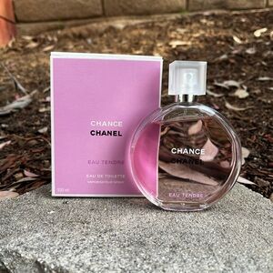 CHANEL Chance Eau Tendre with box